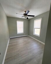 16 Harvard St in Chicopee, MA - Building Photo - Building Photo