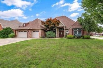 5503 S 44th St in Rogers, AR - Building Photo - Building Photo