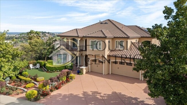 676 Glen-Mady Way in Folsom, CA - Building Photo - Building Photo