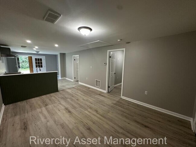 2146 Hunter Ave in Memphis, TN - Building Photo - Building Photo