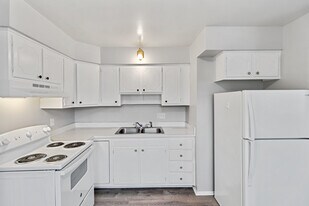 Boardwalk Apartments in Grand Ledge, MI - Building Photo