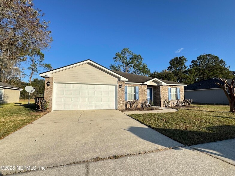 11273 Silver Key Dr in Jacksonville, FL - Building Photo