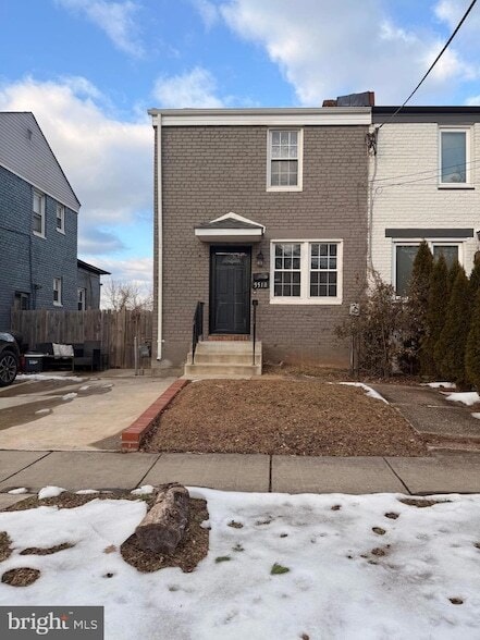 5518 B St SE in Washington, DC - Building Photo - Building Photo