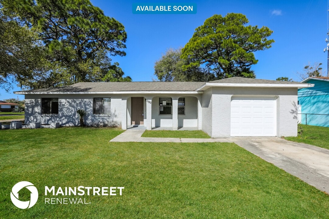 1190 Wedgewood Ln in Titusville, FL - Building Photo