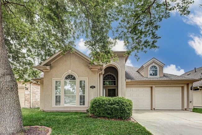 2718 Ridgeglen Ln