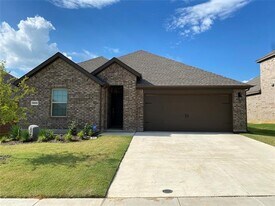 9809 Autumn Leaves Ln in Cross Roads, TX - Building Photo
