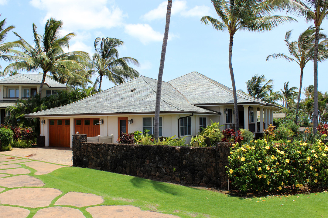 2596 Hoonani Rd in Koloa, HI - Building Photo