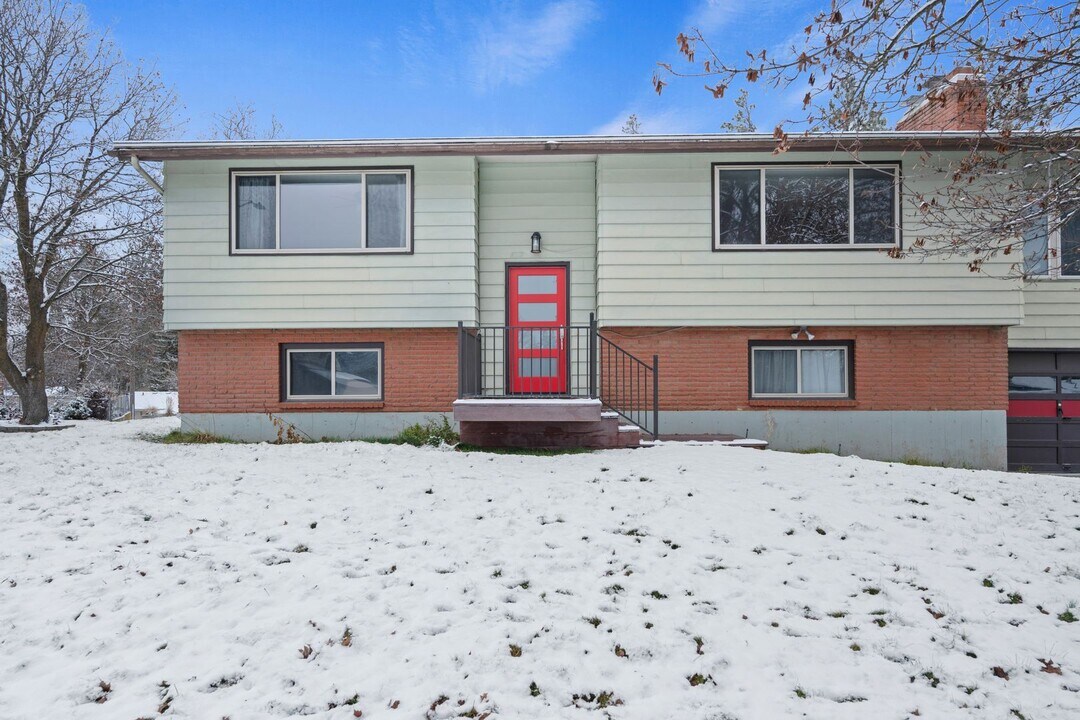 620 N Minnie St in Medical Lake, WA - Building Photo