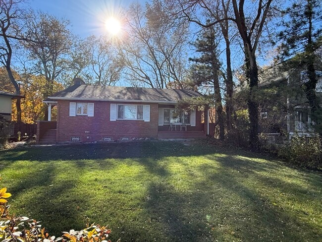 property at 5 Skyline Dr