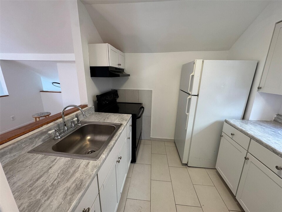 185 Union St in Poughkeepsie, NY - Building Photo