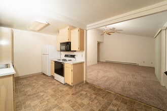 Morning Glory Circle in Spokane, WA - Building Photo - Building Photo