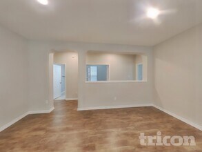 13338 Stetson Trail in San Antonio, TX - Foto de edificio - Building Photo