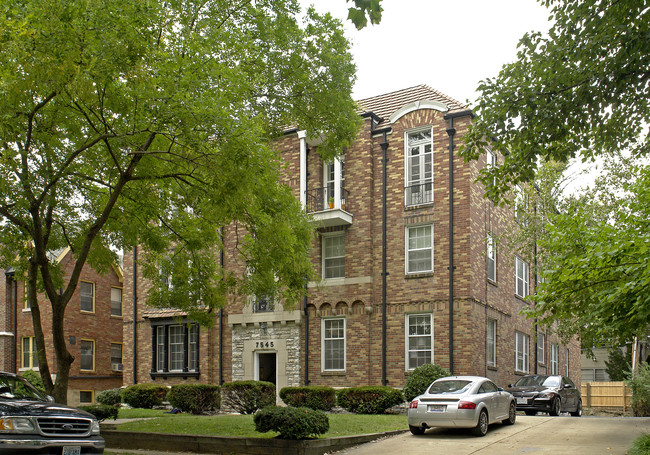 7545 York Dr in St. Louis, MO - Foto de edificio - Building Photo