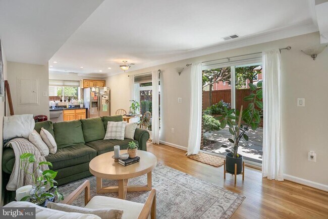 416 S Veitch St in Arlington, VA - Building Photo - Building Photo