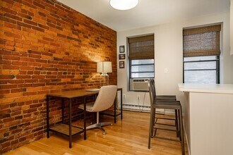 8 Battery St, Unit 3 in Boston, MA - Foto de edificio - Building Photo