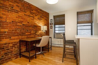 8 Battery St, Unit 3 in Boston, MA - Building Photo - Building Photo