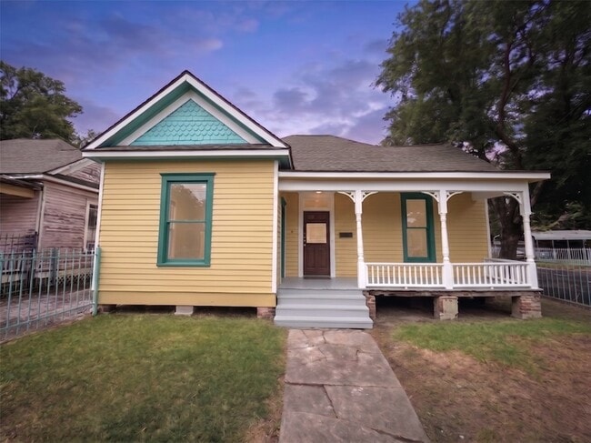 property at 2119 Hardy St