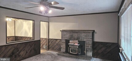 3044 Old Gamber Rd in Finksburg, MD - Building Photo - Building Photo