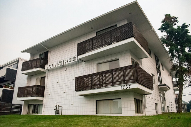 Bankview 1737 Apartments in Calgary, AB - Building Photo - Building Photo