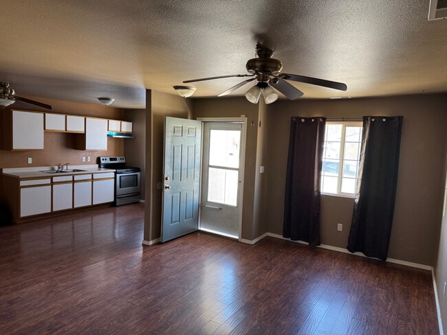 2710 Acero Ave in Pueblo, CO - Building Photo - Building Photo