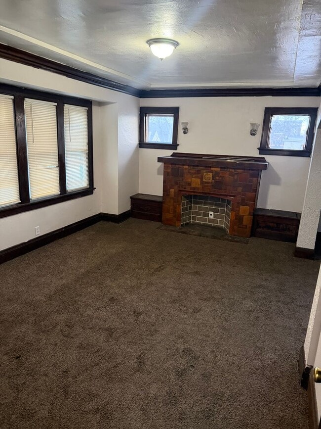 4021 N 24th Pl in Milwaukee, WI - Building Photo - Building Photo