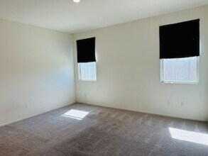 1552 Monte Vis Ave in Madera, CA - Building Photo - Building Photo