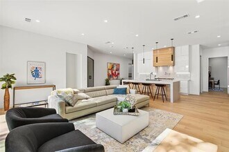 7619 Robin Rd in Dallas, TX - Building Photo - Building Photo