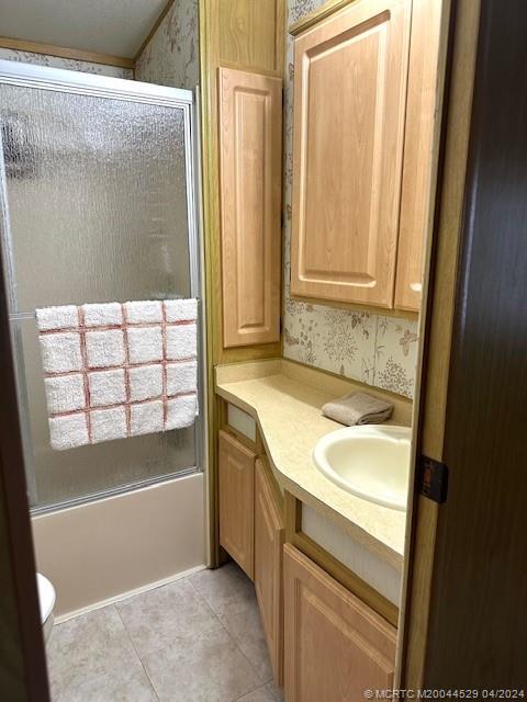 property at 952 Nettles Blvd