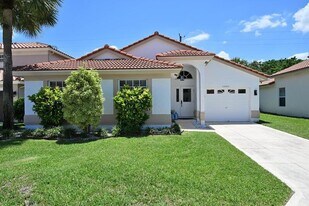 10651 Buttonwood Lake Dr in Boca Raton, FL - Building Photo
