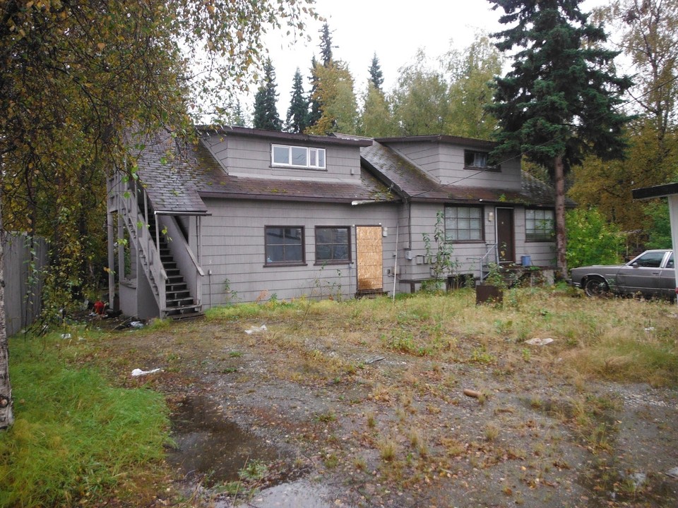 4707 Old Airport Way in Fairbanks, AK - Building Photo