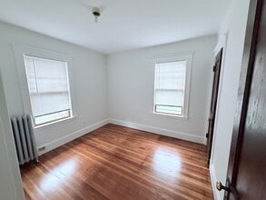 10 Breck St in Milton, MA - Building Photo - Building Photo