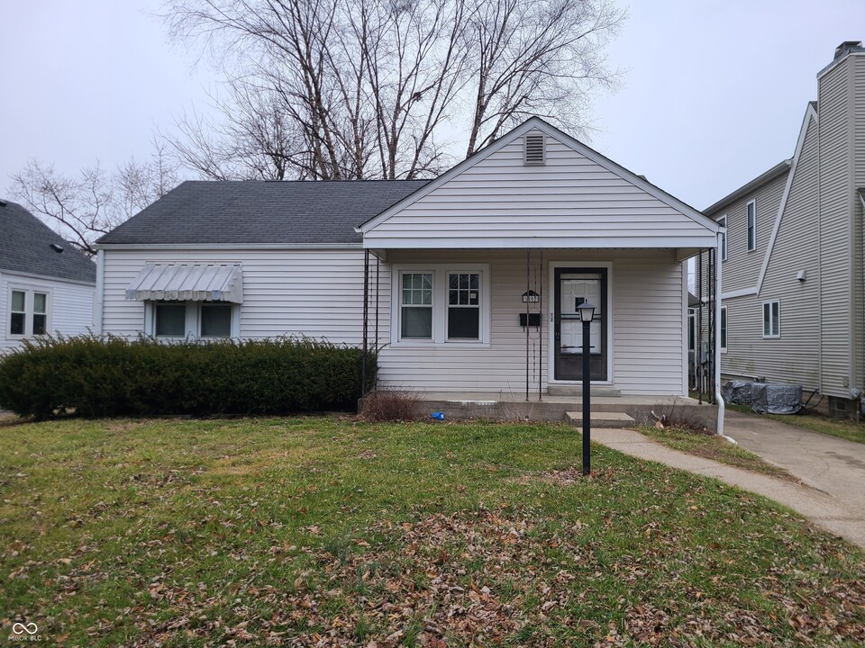 1803 Ellen Dr in Speedway, IN - Building Photo