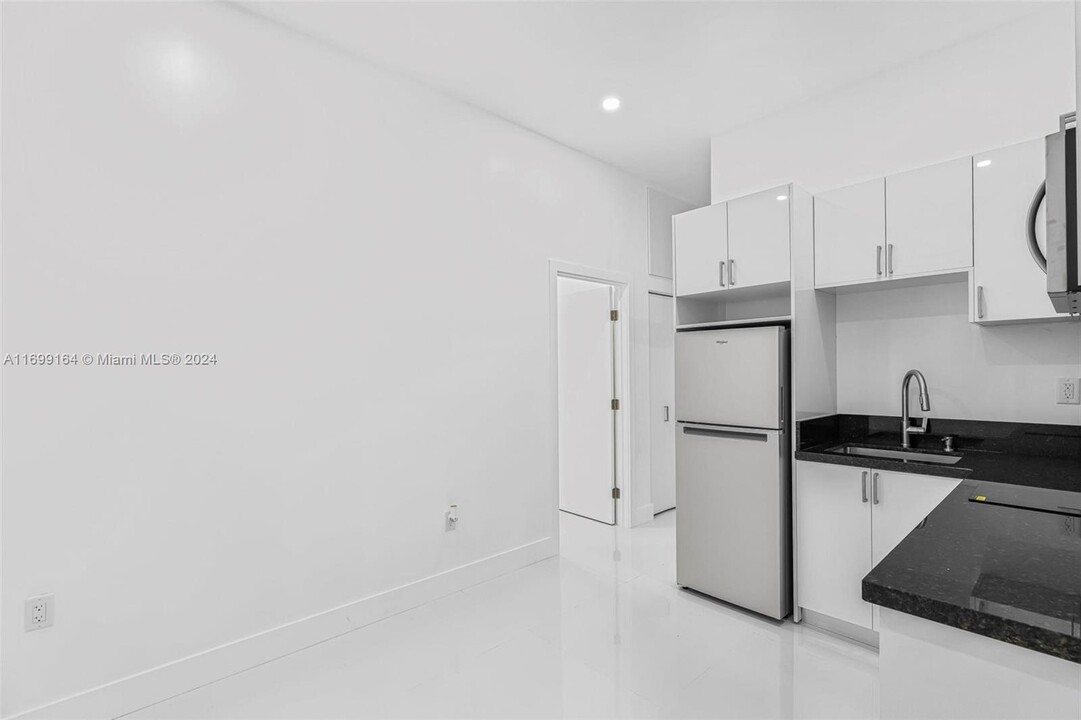 9831 SW 213th St in Cutler Bay, FL - Building Photo