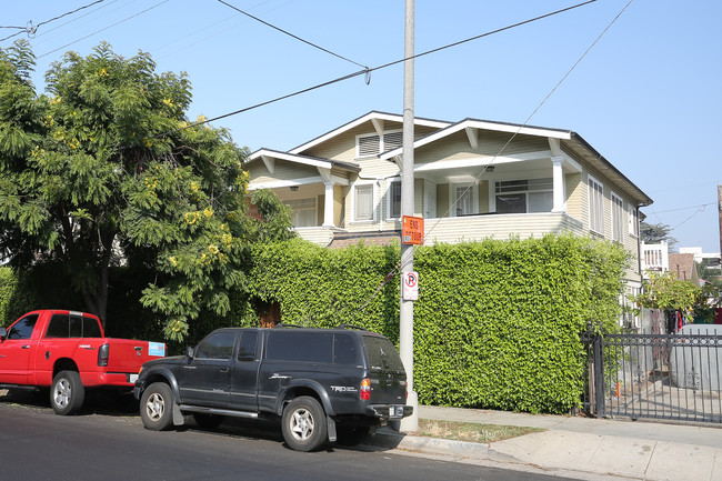 1127 Echo Park Ave in Los Angeles, CA - Building Photo - Building Photo