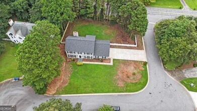 2620 Valencia Dr NE in Marietta, GA - Building Photo - Building Photo