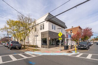 114 Center St, Unit 2-A in Garwood, NJ - Foto de edificio - Building Photo