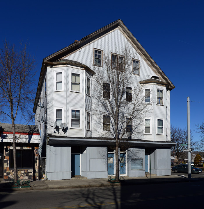 93-97 Plainfield St in Providence, RI - Building Photo