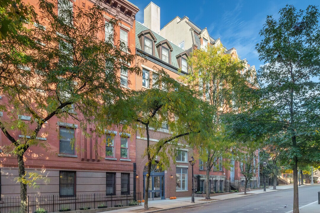 55 Poplar St in Brooklyn, NY - Building Photo