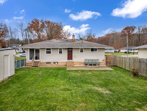 21518 Willow Ln in Strongsville, OH - Building Photo - Building Photo