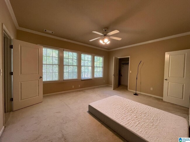 1057 Inverness Cove Way in Hoover, AL - Building Photo - Building Photo