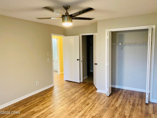 4305 Bay Point Rd in Panama City Beach, FL - Building Photo - Building Photo