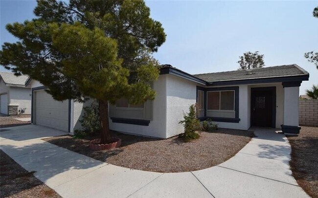 5540 Great Divide St in North Las Vegas, NV - Building Photo - Building Photo