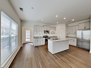 5072 Mountain Springs Rd in Nashville, TN - Building Photo - Building Photo