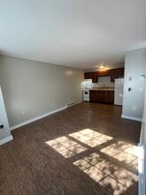 46 Turnpike St, Unit 2 in Allenstown, NH - Building Photo - Building Photo