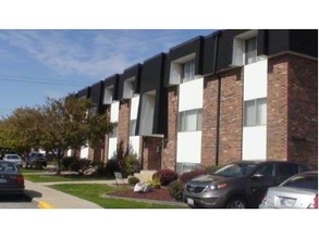 Wildwood Apartments in Hammond, IN - Building Photo - Building Photo