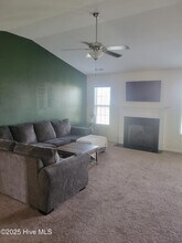 140 Cavalier Dr in Jacksonville, NC - Building Photo - Building Photo