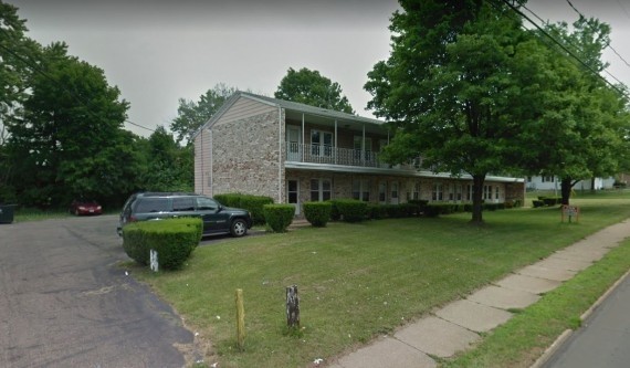 787 E Wilbeth Rd in Akron, OH - Foto de edificio