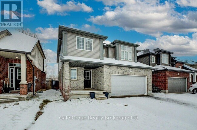 395 Champlain Ave in Woodstock, ON - Building Photo - Building Photo