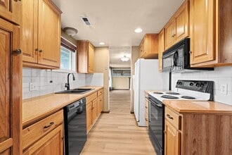 3102 S Freya St in Spokane, WA - Building Photo - Building Photo