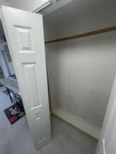 408 SW 68th Ave in Pembroke Pines, FL - Foto de edificio - Building Photo